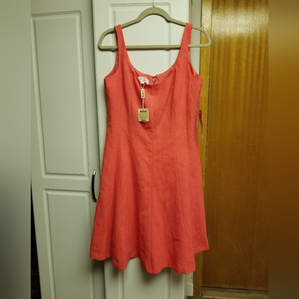 👙9&Co. flowy fitted tank dress with back zip enclosure